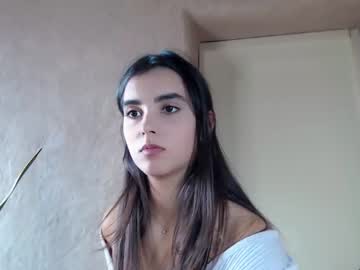 girl
        nika_la cam image #85724