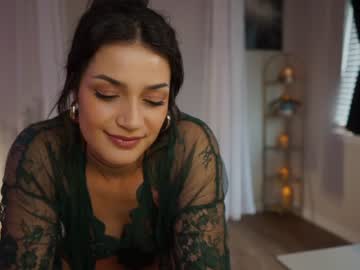 girl
        jadeperez_ cam image #2482220