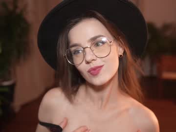 girl
        excitease cam image #5189706