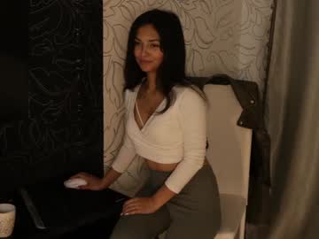 girl
        agatameow cam image #4795786