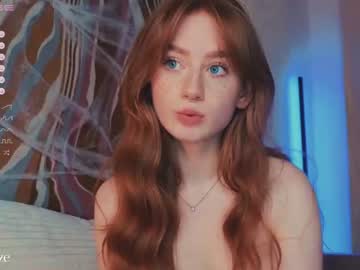 girl
        lizzy_blaze cam image #2576447