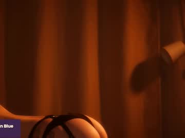 girl
        lizzy_blaze cam image #6951269