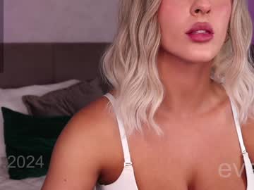 girl
        eva_ra cam image #5199139