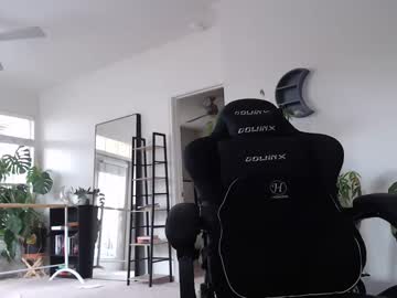 girl
        reynajophia cam image #3643025