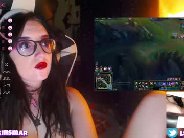 girl
        lsqueen cam image #2913471