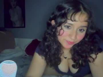 girl
        lexi_luxe cam image #5795763