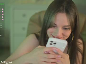 girl
        mia_milagros cam image #1435897