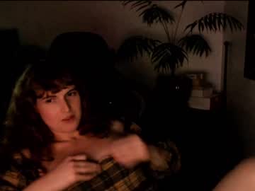 girl
        olivia8697 cam image #1652383