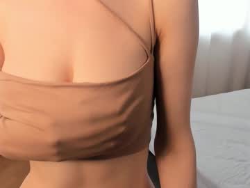 girl
        moirebaggs cam image #6975858