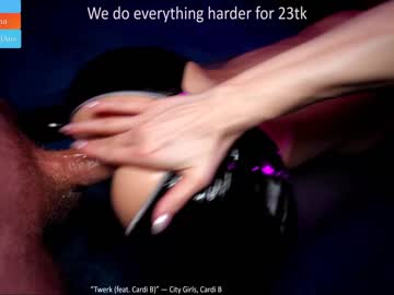 girl
        ana__lingus cam image #1009654