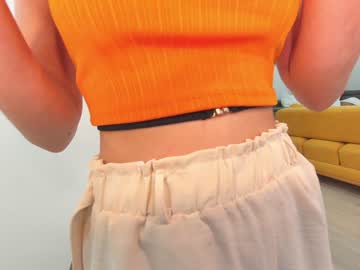 girl
        ehotlovea cam image #23933