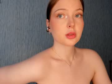 girl
        charlotteewalker cam image #3972078