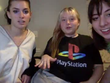 girl
        wallabyxxx cam image #423717