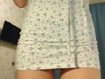 girl
        wanda_robinson cam image #4039058