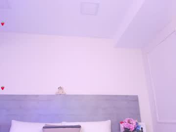 girl
        julietastong cam image #4300015