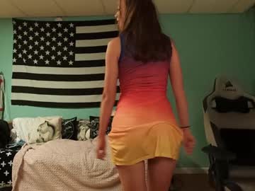 girl
        anabelleleigh cam image #4511925