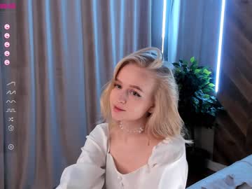 girl
        marylonga cam image #2598496