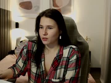 girl
        girl_u_never_met cam image #6000692