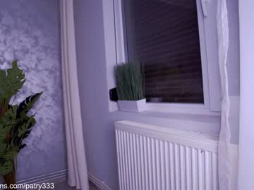 girl
        patry333 cam image #859329