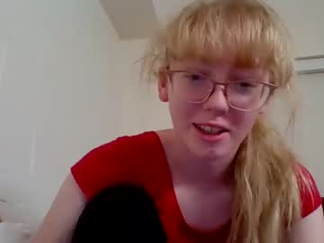 girl
        blonde_katie cam image #3288075