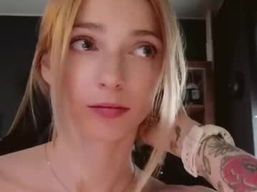 girl
        baby_gopn1k cam image #4970456