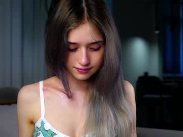 girl
        taitehambelton cam image #5357687
