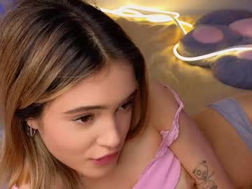 girl
        babyface_cb cam image #5226452