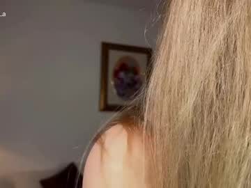 girl
        tatti_1 cam image #4500631