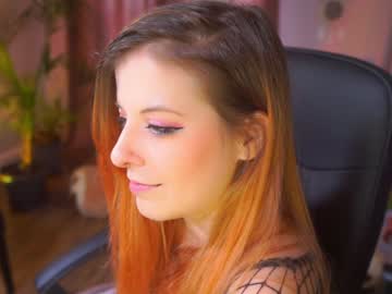 girl
        juicyandthepussyblvd cam image #862551