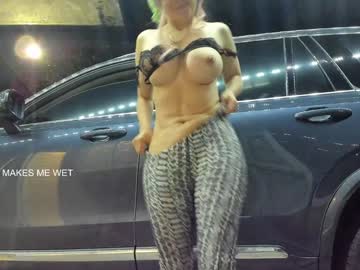 girl
        vanandjuani cam image #6800517