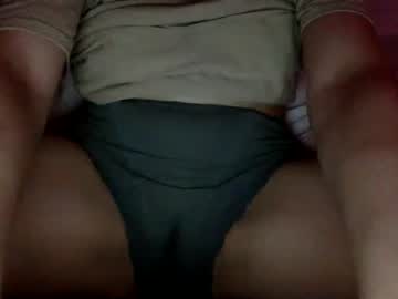 girl
        eatmemae cam image #4021761