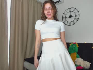 girl
        eleonora_linn cam image #395204