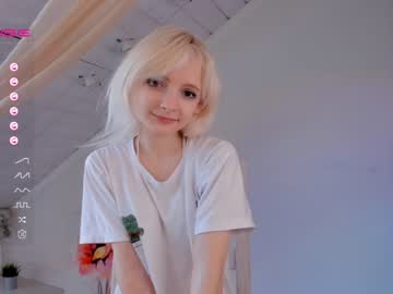 girl
        bettybarnett cam image #1776103