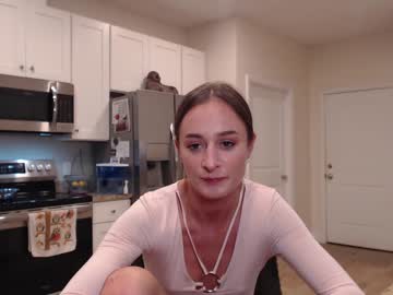girl
        holihurricane cam image #2814949