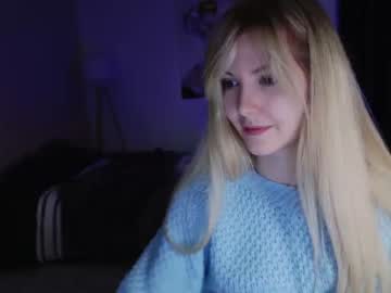 girl
        cassy_cum cam image #3184090