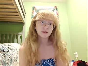 girl
        blonde_katie cam image #3259094