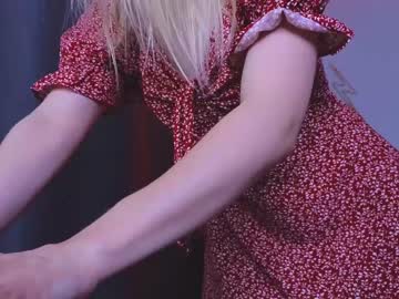 girl
        appr0ved cam image #1748103