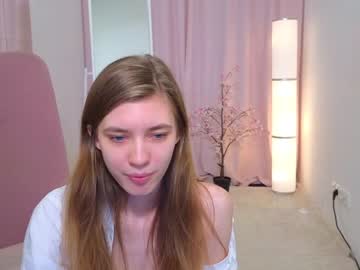 girl Live Cam Girls Love To Strip Naked For Their Viewers with ellaxsunrise