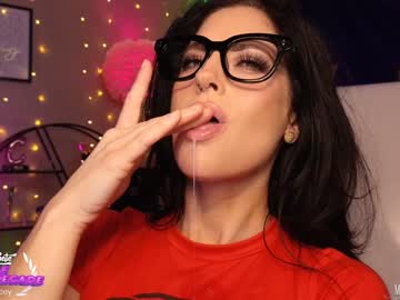 girl
        milf_lacey cam image #1245681