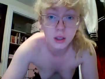 girl
        blonde_katie cam image #4109938