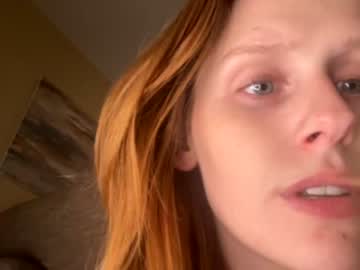 girl
        rayofsunshine_21 cam image #2917486