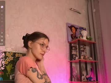girl
        lexy_sinn cam image #6488432