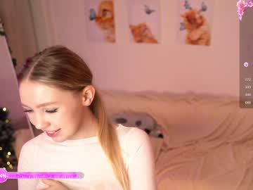 girl
        avroramy cam image #5943849