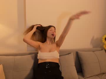 girl
        shine_chanel cam image #3551473