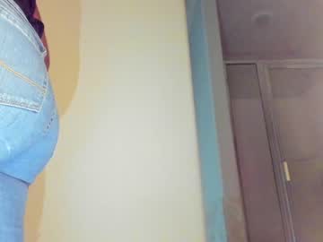 girl
        napudi1 cam image #4185255