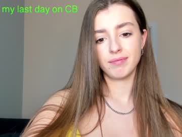 girl
        coy_amina_ cam image #785011