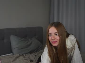 girl
        maesoo cam image #5474335