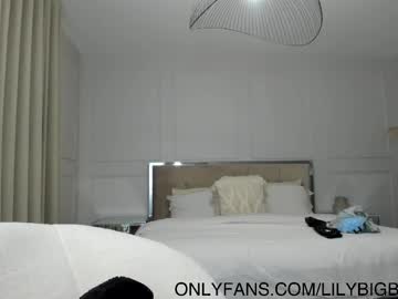 girl
        milfymadison cam image #6767742