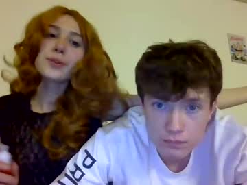 couple
        gh0styface cam image #408554
