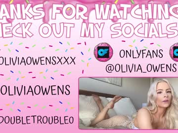 girl
        oliviaowens cam image #3160873